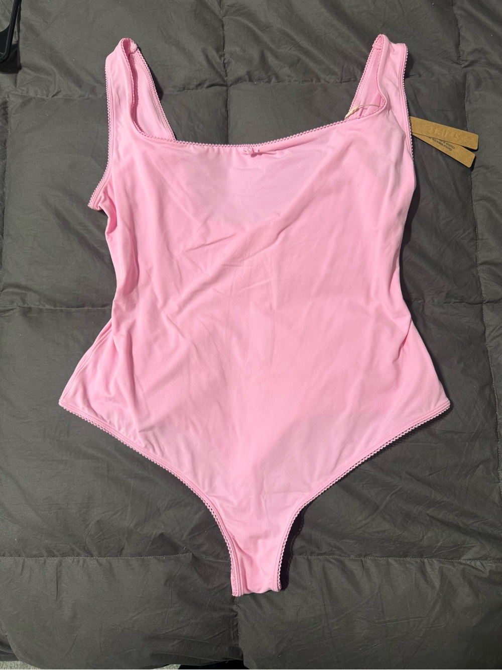 SKIMS Bubble Gum Pink Womens Scoop-Neck Bodysuit
